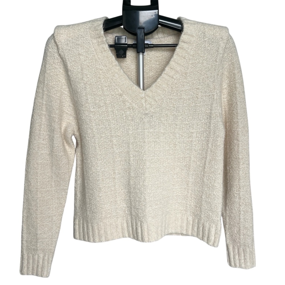 Evereve Women’s Cream V-Neck Sweater Size X-Small